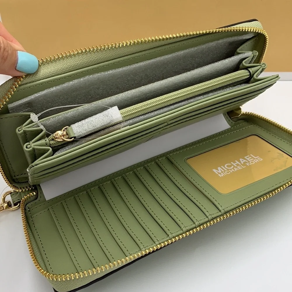 MICHAEL KORS Leather Continental Wristlet Phone Case Wallet Light Sage NWT